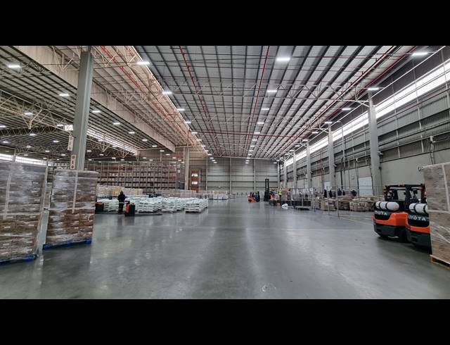 22,095M² WAREHOUSE TO LET IN GLEN MARAIS